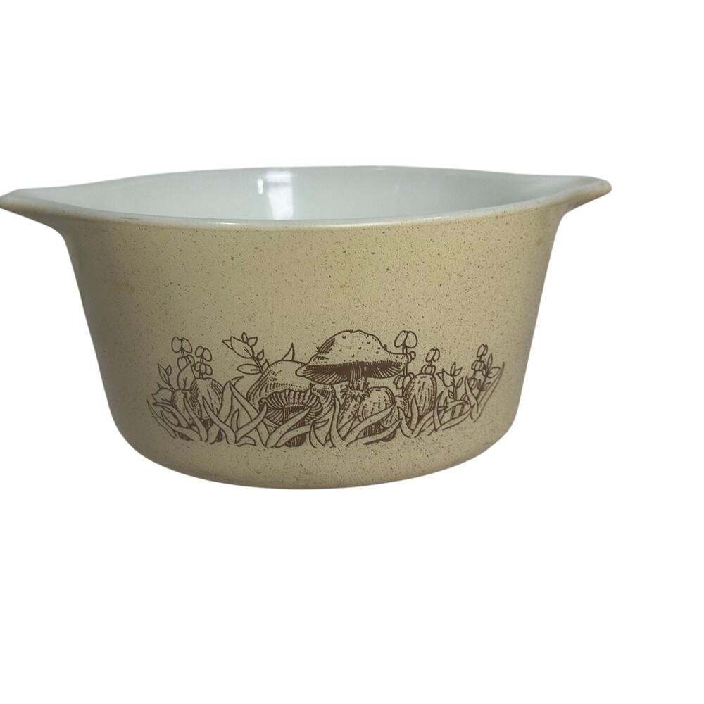 Pyrex Forest Fancies Mushroom 1 Liter Bowl